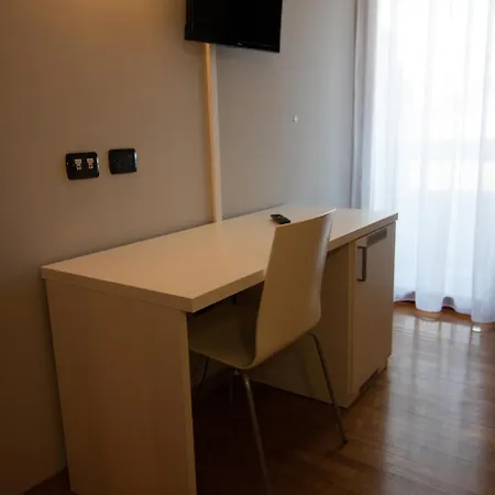 Master Hotel 3*